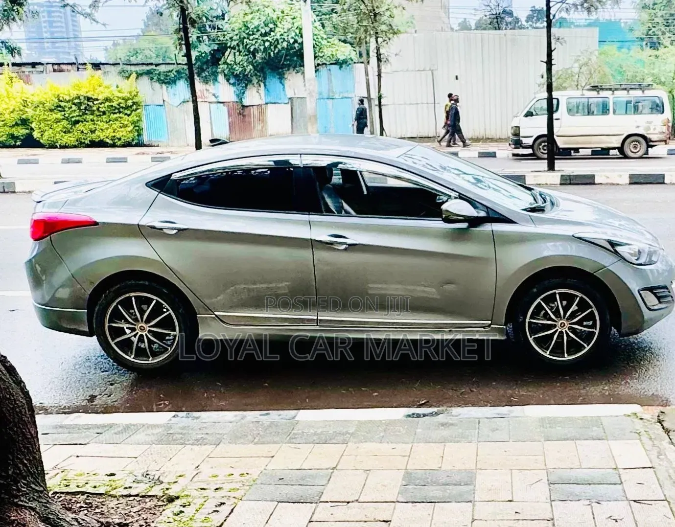 Hyundai Avante 2013 White