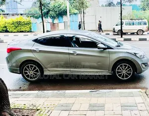 Hyundai Avante 2013 White