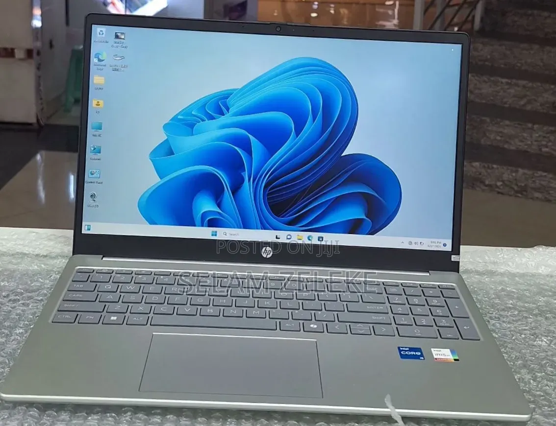 New Laptop HP 16GB Intel Core i5 SSD 1T