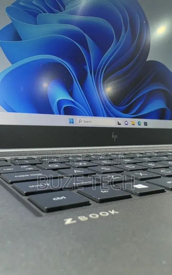 New Laptop HP Zbook Studio G7 32GB Intel Core i7 SSD 512GB