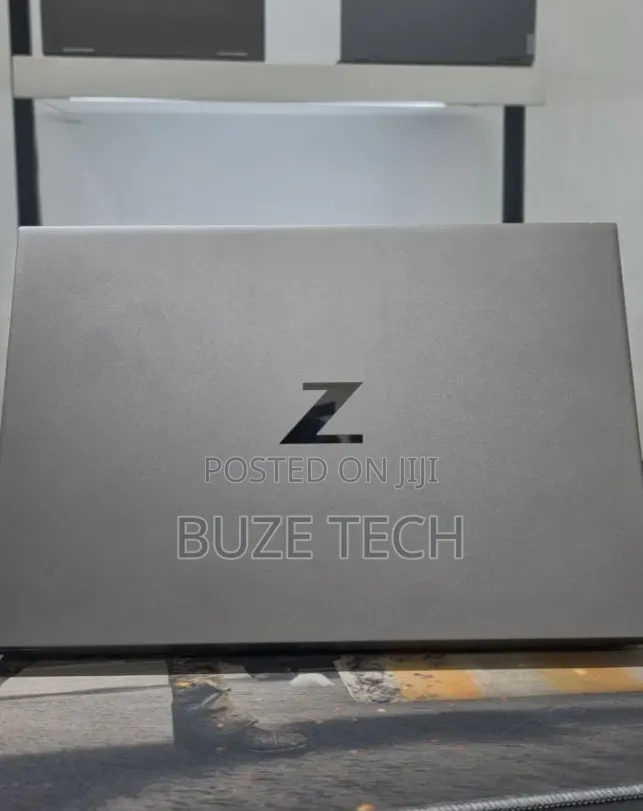 New Laptop HP Zbook Studio G7 32GB Intel Core i7 SSD 512GB