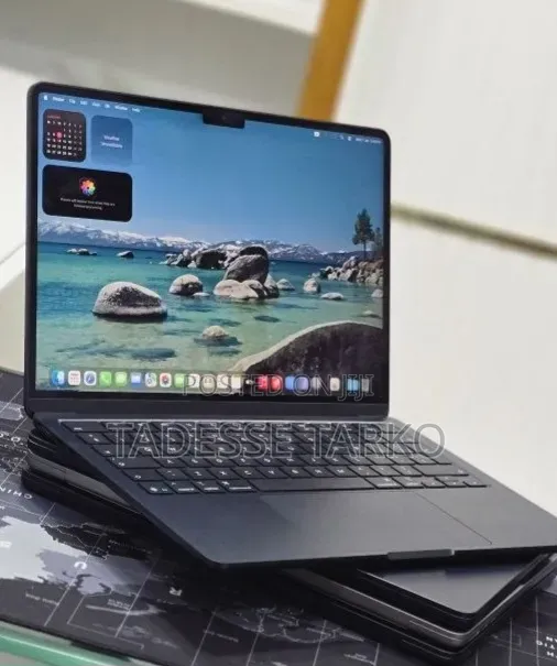 New Laptop Apple MacBook Air 2025 M4 16GB Apple M4 SSD 256GB