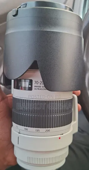 Canon EF 70-200mm F/2.8l IS III USM TelephotoLens (Mark III) Brand New