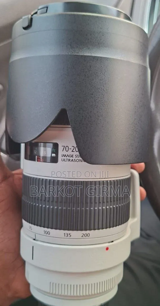 Canon EF 70-200mm F/2.8l IS III USM TelephotoLens (Mark III) Brand New