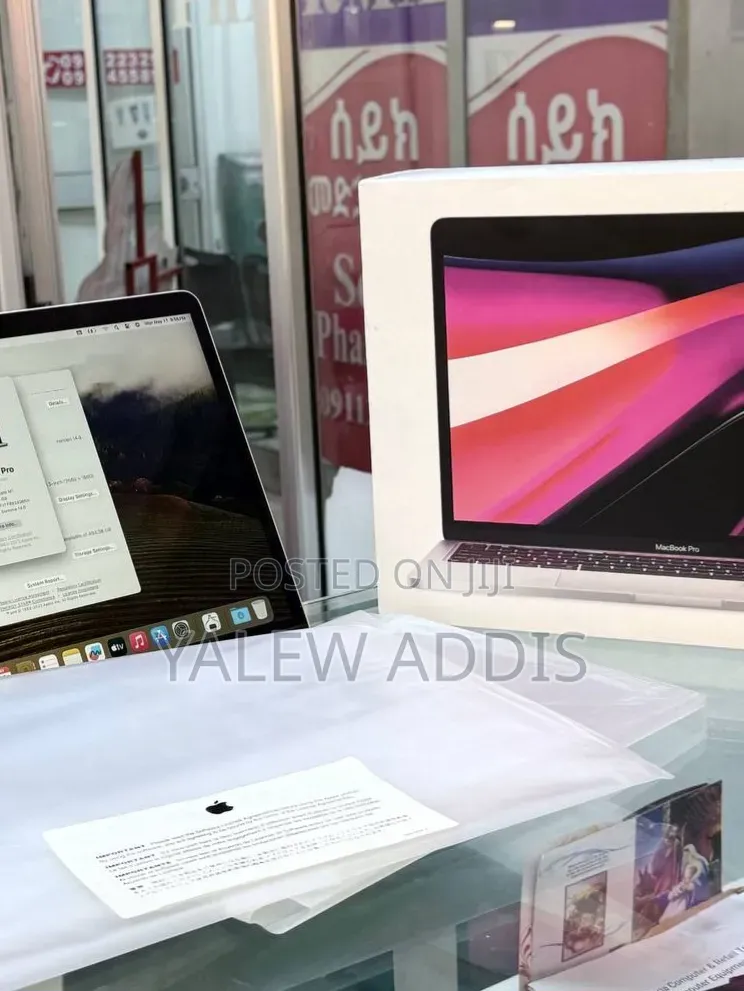 New Laptop Apple MacBook Pro 2020 M1 8GB Apple M1 SSD 512GB