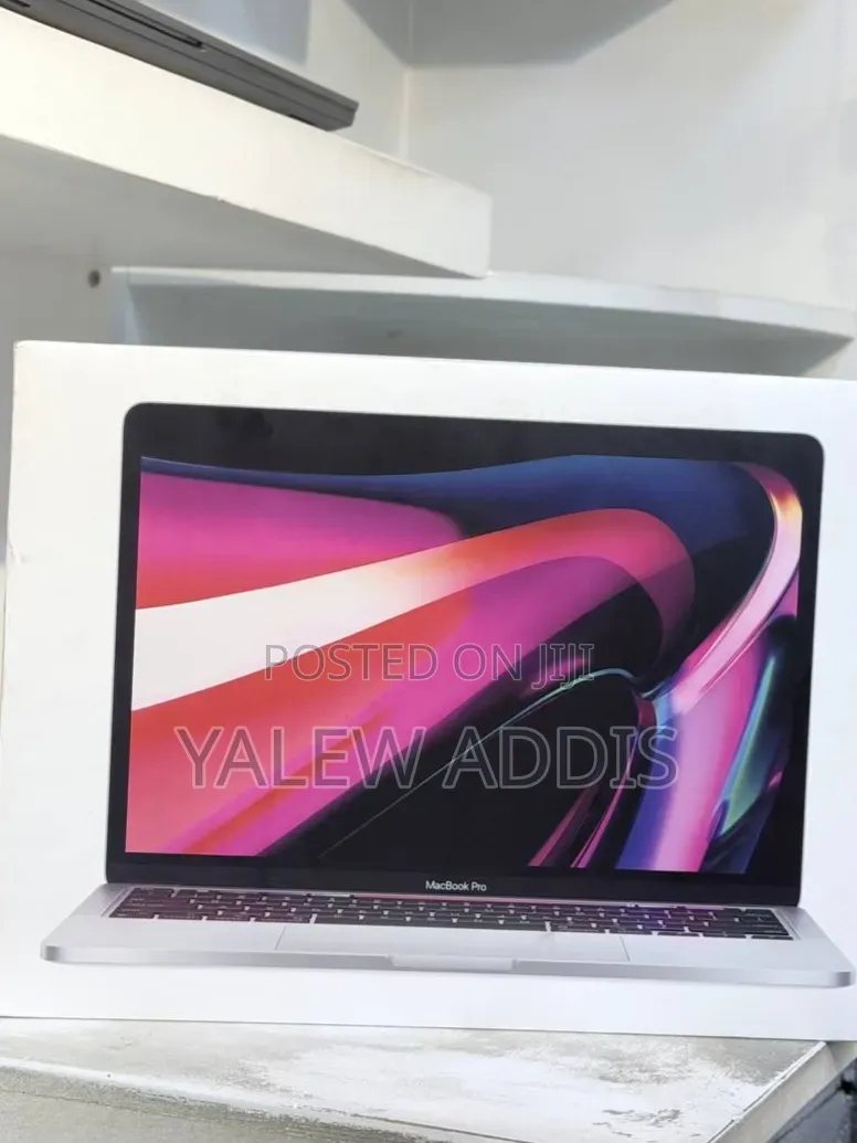 New Laptop Apple MacBook Pro 2020 M1 8GB Apple M1 SSD 512GB
