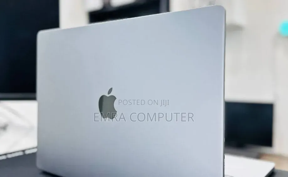 New Laptop Apple MacBook Pro 2020 M1 16GB Apple M1 Pro SSD 512GB