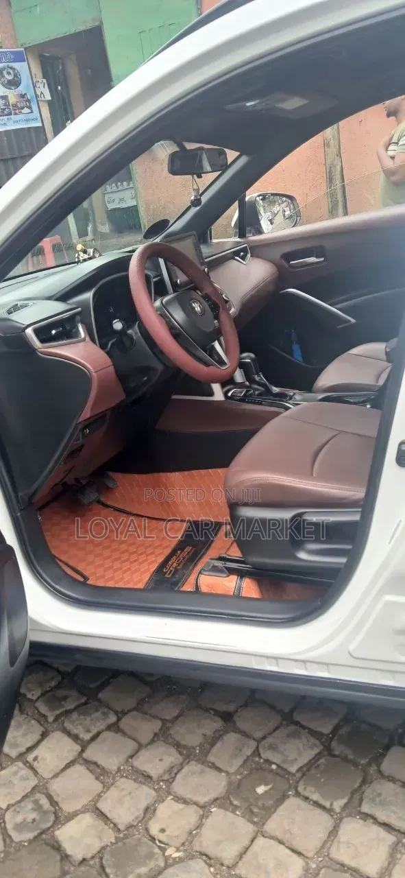 Toyota Corolla Cross 2022 White