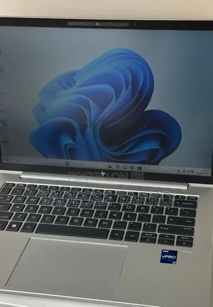 New Laptop HP EliteBook 840 G10 16GB Intel Core i7 SSD 512GB