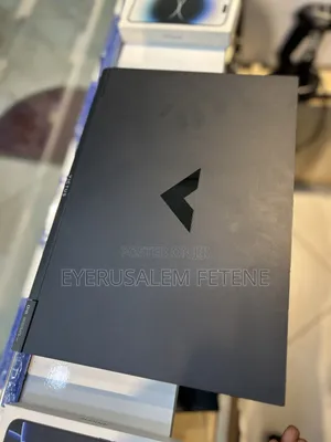 New Laptop 4GB AMD Ryzen 7 SSD 1T