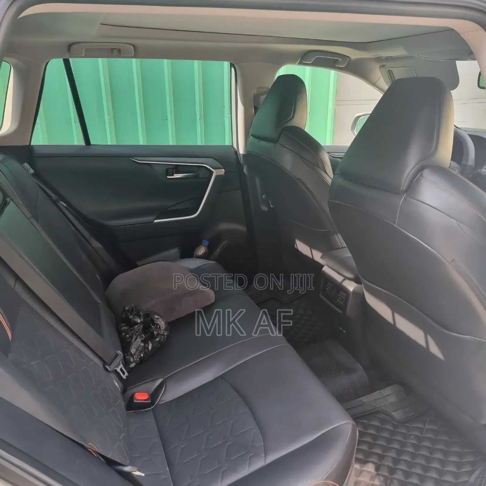 Toyota RAV4 2022 Green