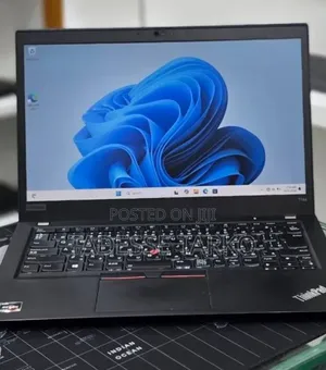 New Laptop Lenovo ThinkPad T14s Gen 1 16GB AMD Ryzen 5 SSD 512GB