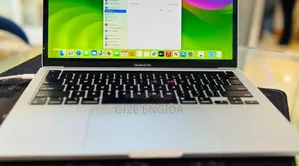 New Laptop Apple MacBook Pro 2021 M1 8GB Apple M1 SSD 256GB