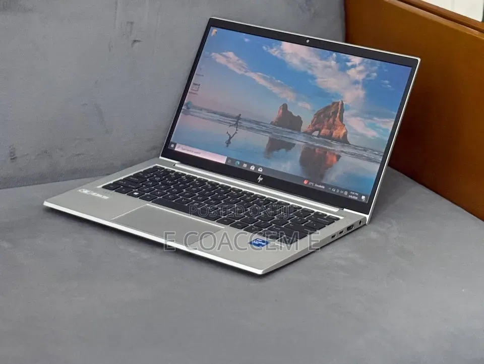 New Laptop HP 16GB Intel Core i5 SSD 256GB