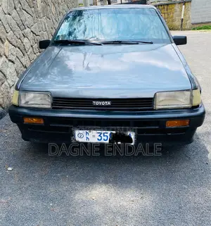 Toyota Corolla 1987 Gray
