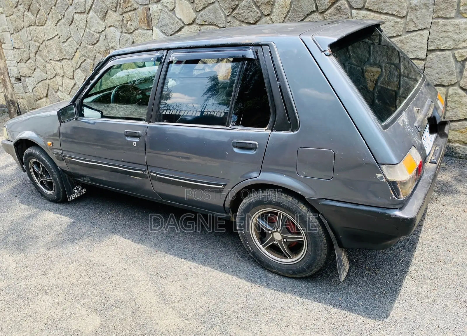 Toyota Corolla 1987 Gray