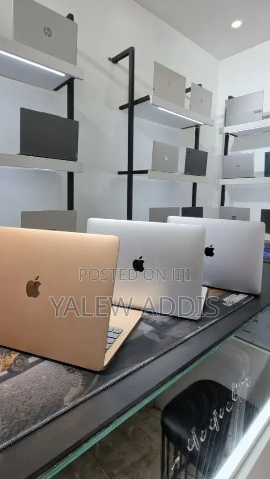 New Laptop Apple MacBook Air 2020 M1 8GB Apple M1 SSD 256GB