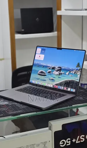 New Laptop Apple MacBook Pro 2020 M1 32GB Apple M1 Pro SSD 512GB