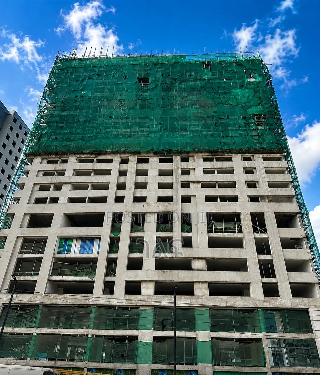 2bdrm Apartment in ባንቢስ ሱፐር ማርኬት ፊት ለፊት, Bole for sale