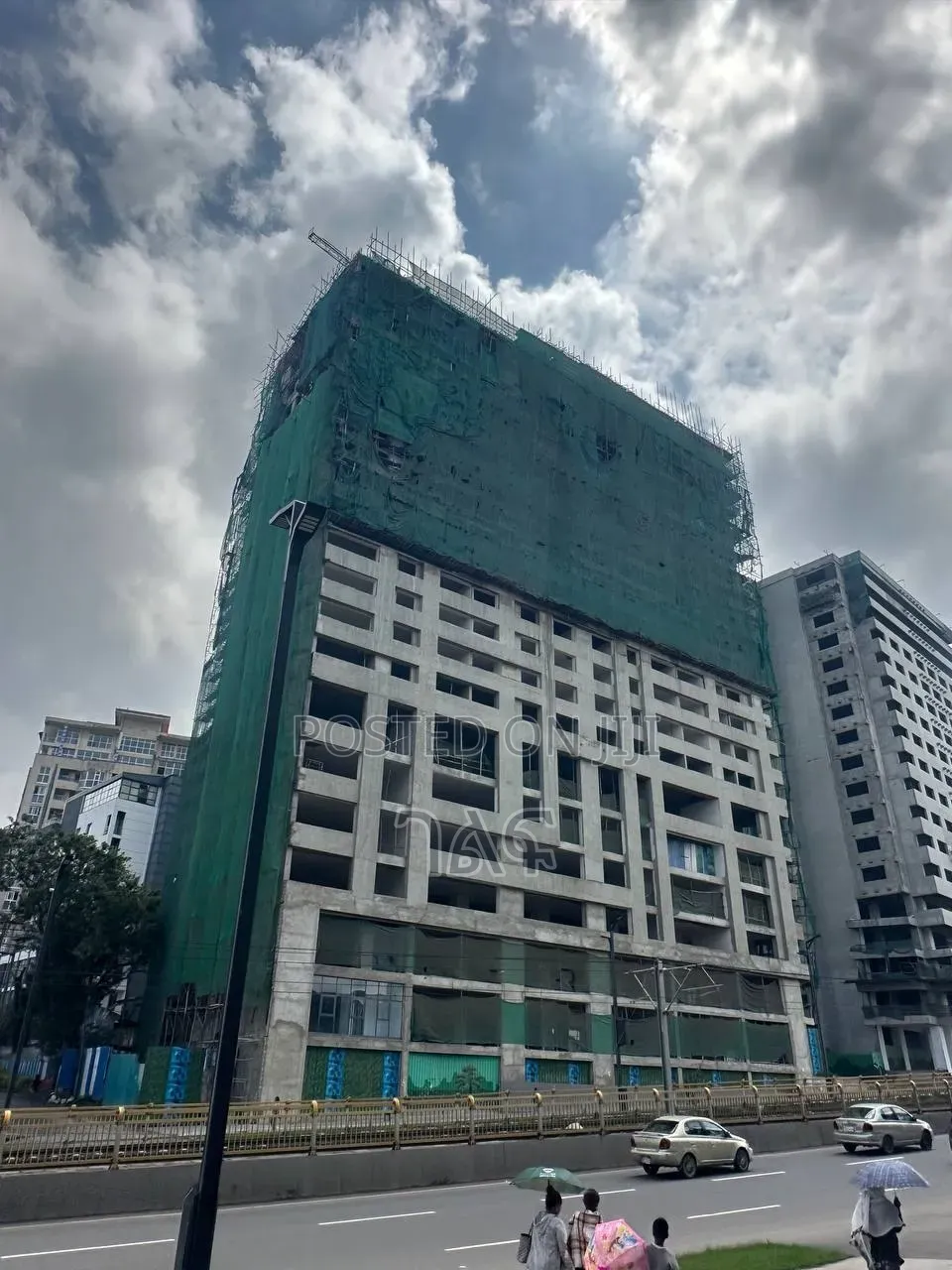 2bdrm Apartment in ባንቢስ ሱፐር ማርኬት ፊት ለፊት, Bole for sale