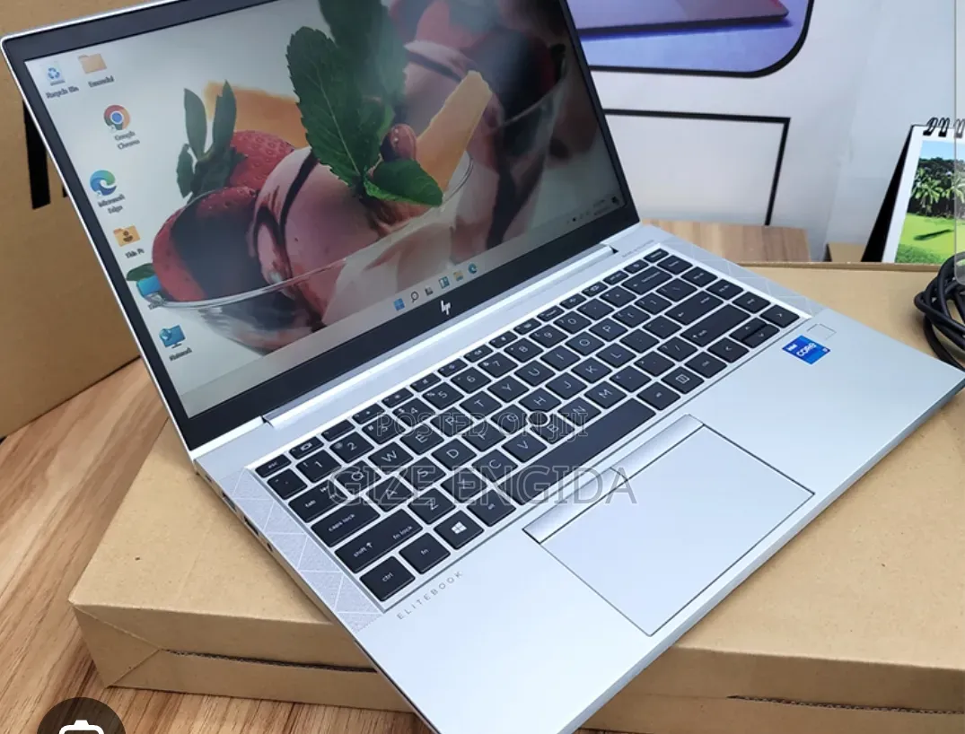 New Laptop HP EliteBook 840 G8 16GB Intel Core i7 SSD 512GB