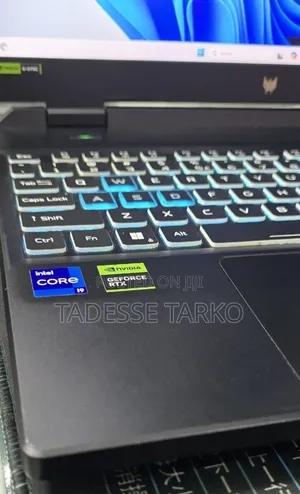 New Laptop Acer Predator Helios 300 16GB Intel Core i9 SSD 1T