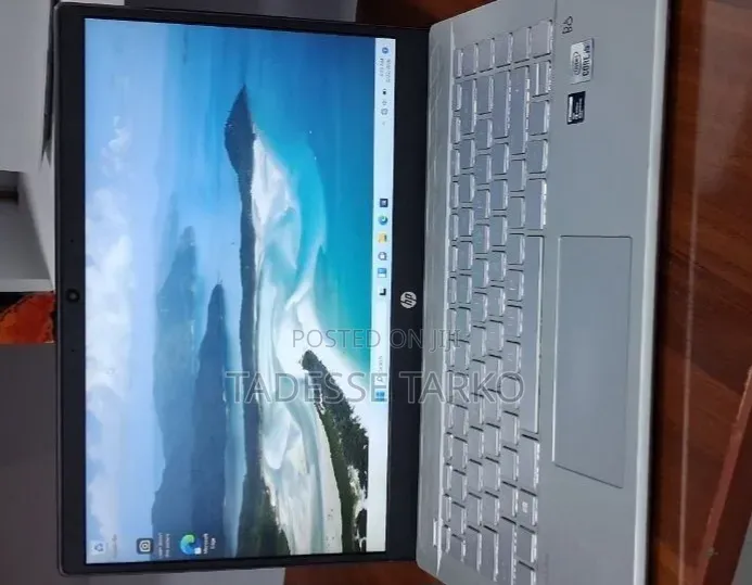 New Laptop HP Pavilion 14 8GB Intel Core i5 SSD 512GB