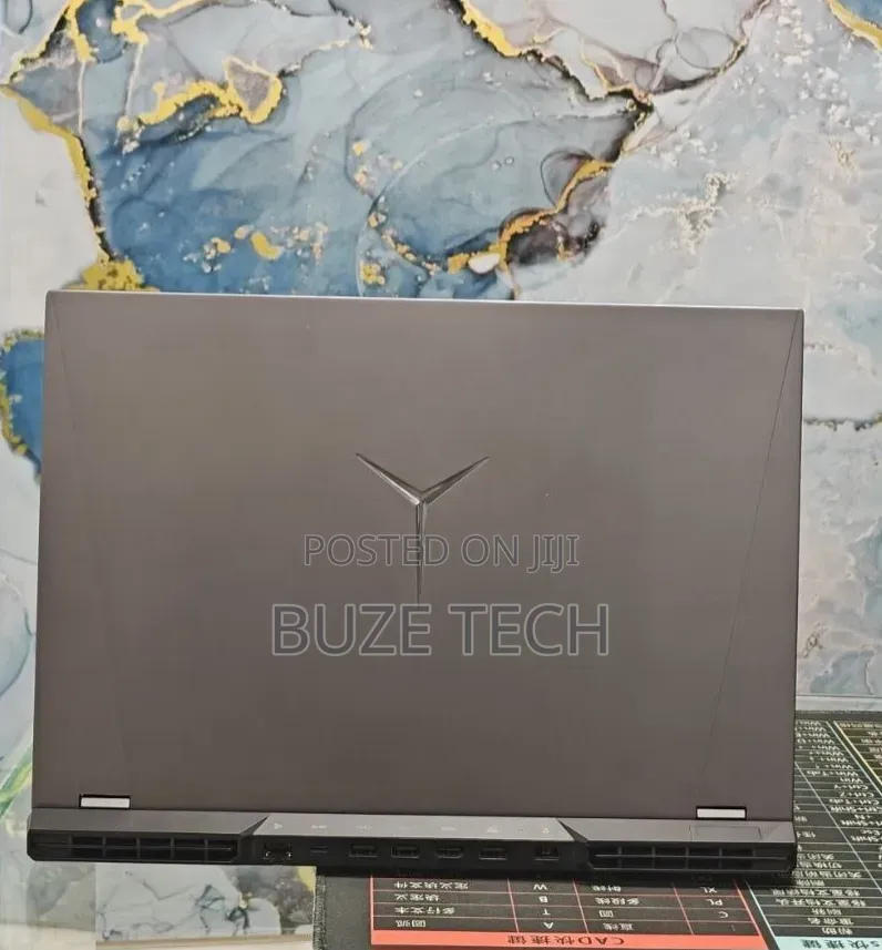 New Laptop Lenovo 16GB AMD Ryzen 7 SSD 512GB