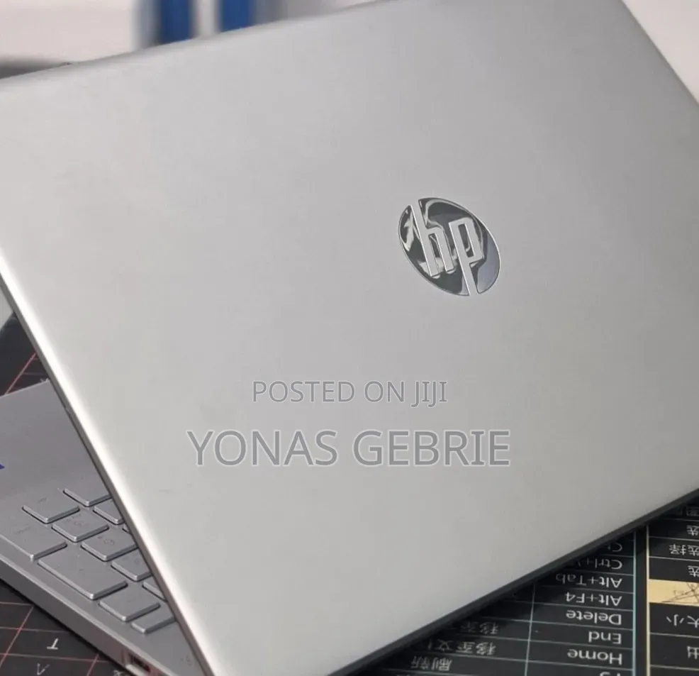 New Laptop HP Stream Notebook 8GB Intel Core i5 SSD 1T