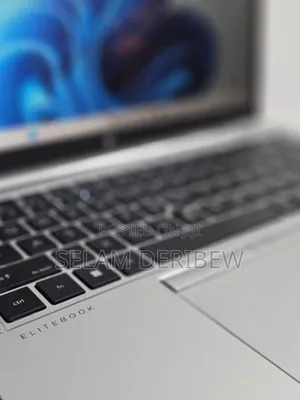 New Laptop HP EliteBook 840 G8 16GB Intel Core i7 SSD 512GB