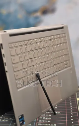 New Laptop Lenovo Yoga 9i 16GB Intel Core i7 SSD 512GB