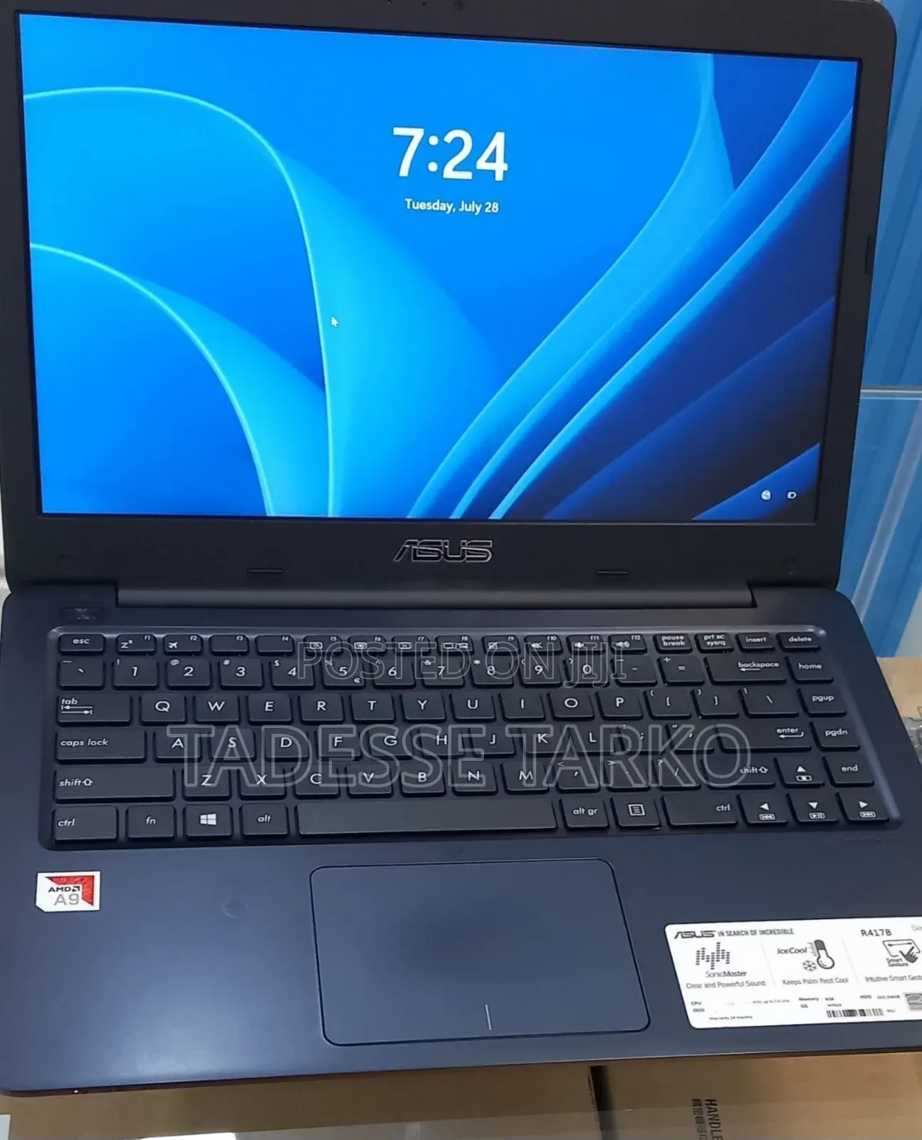 New Laptop Asus 8GB AMD SSD 256GB
