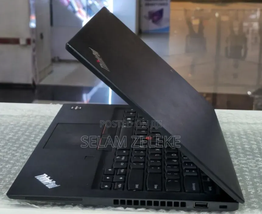 New Laptop Lenovo ThinkPad t495s 16GB AMD Ryzen 7 SSD 512GB