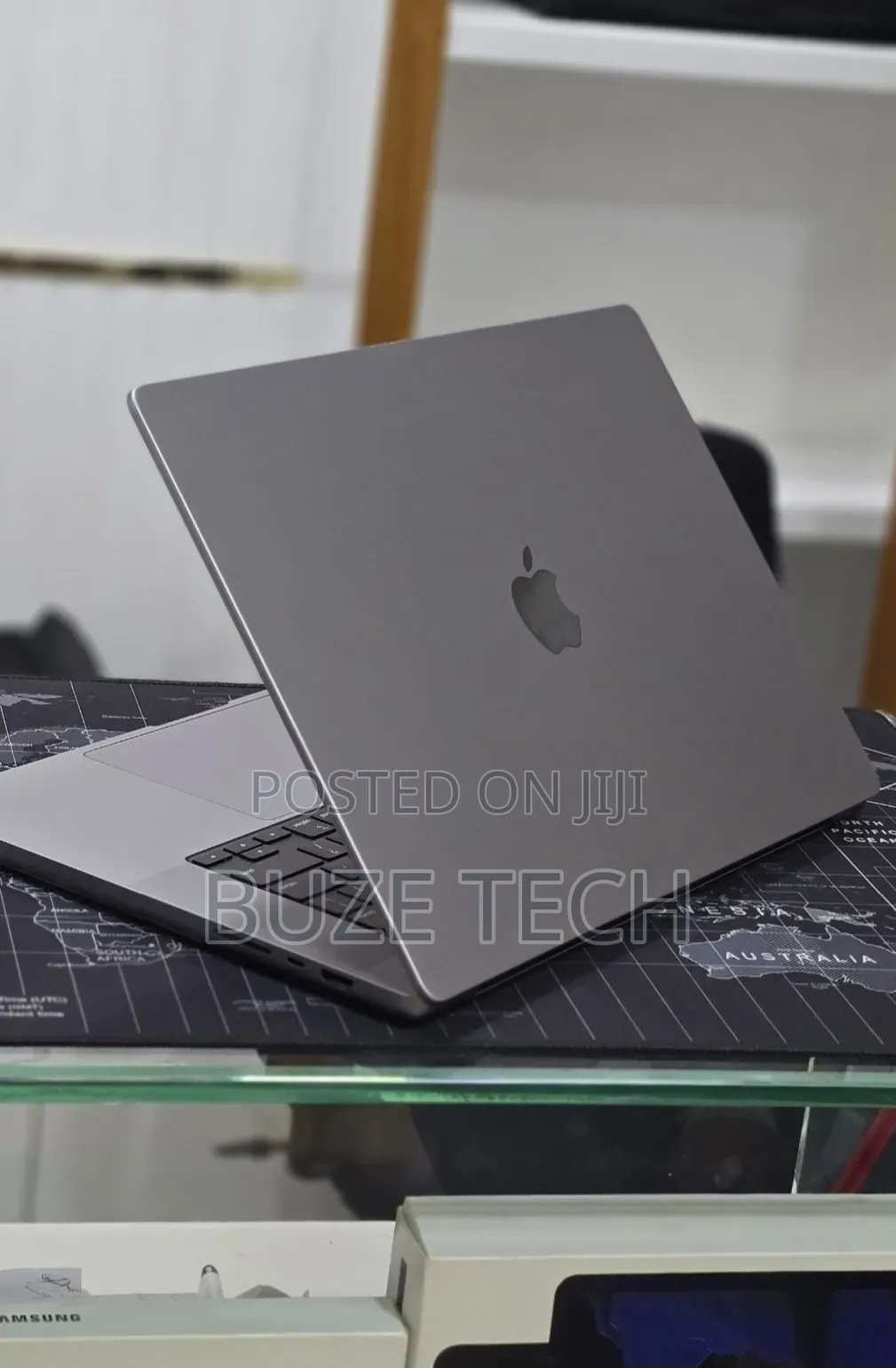New Laptop Apple MacBook Pro 2021 M1 Max 32GB Apple M1 Max SSD 512GB