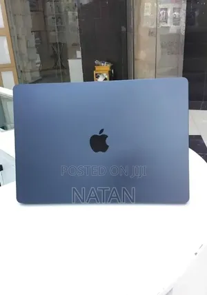 New Laptop Apple MacBook Air 2026 M5 16GB Apple M5 SSD 512GB