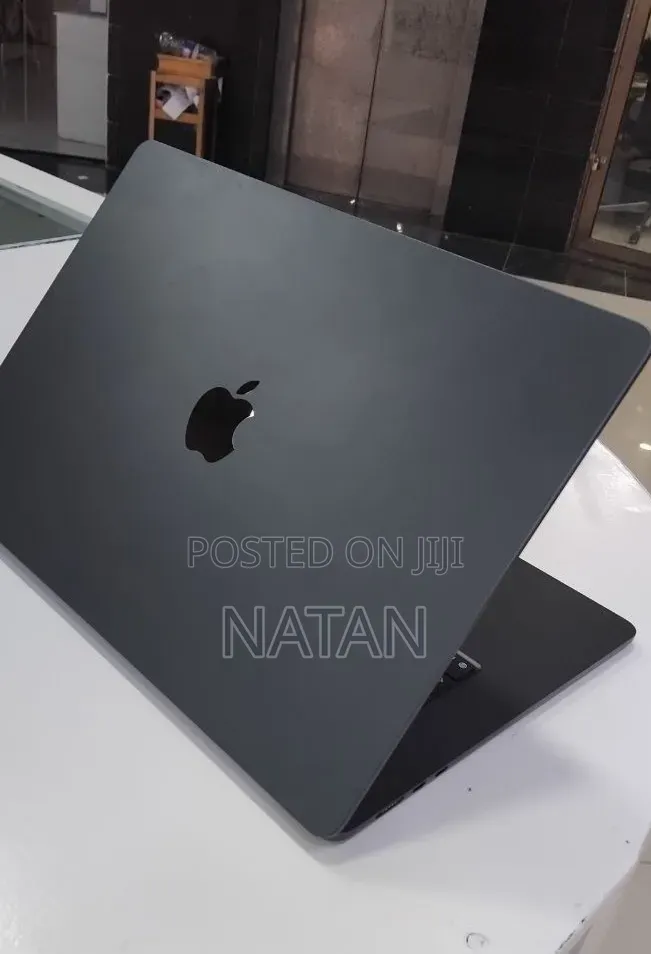 New Laptop Apple MacBook Air 2026 M5 16GB Apple M5 SSD 512GB