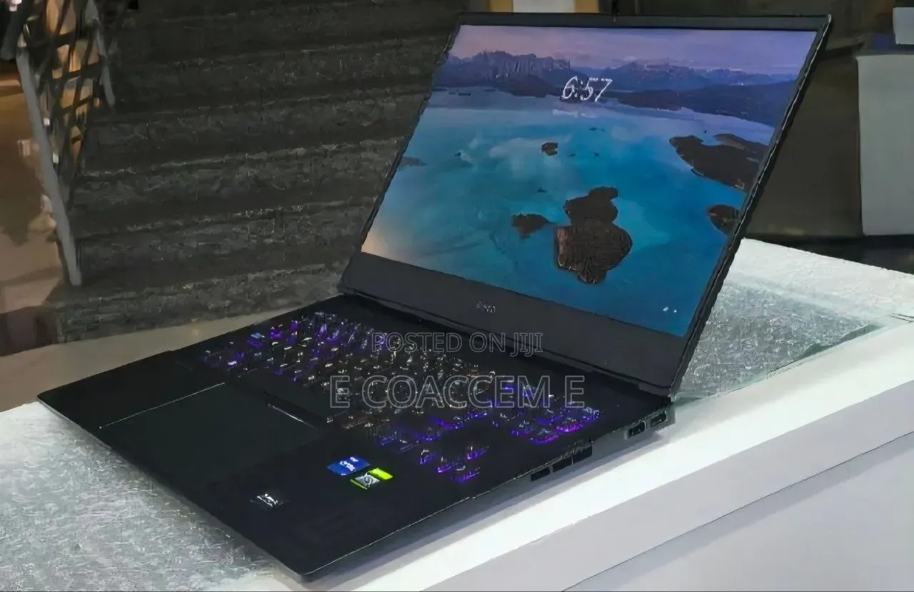 New Laptop HP 16GB Intel Core i7 SSD 512GB