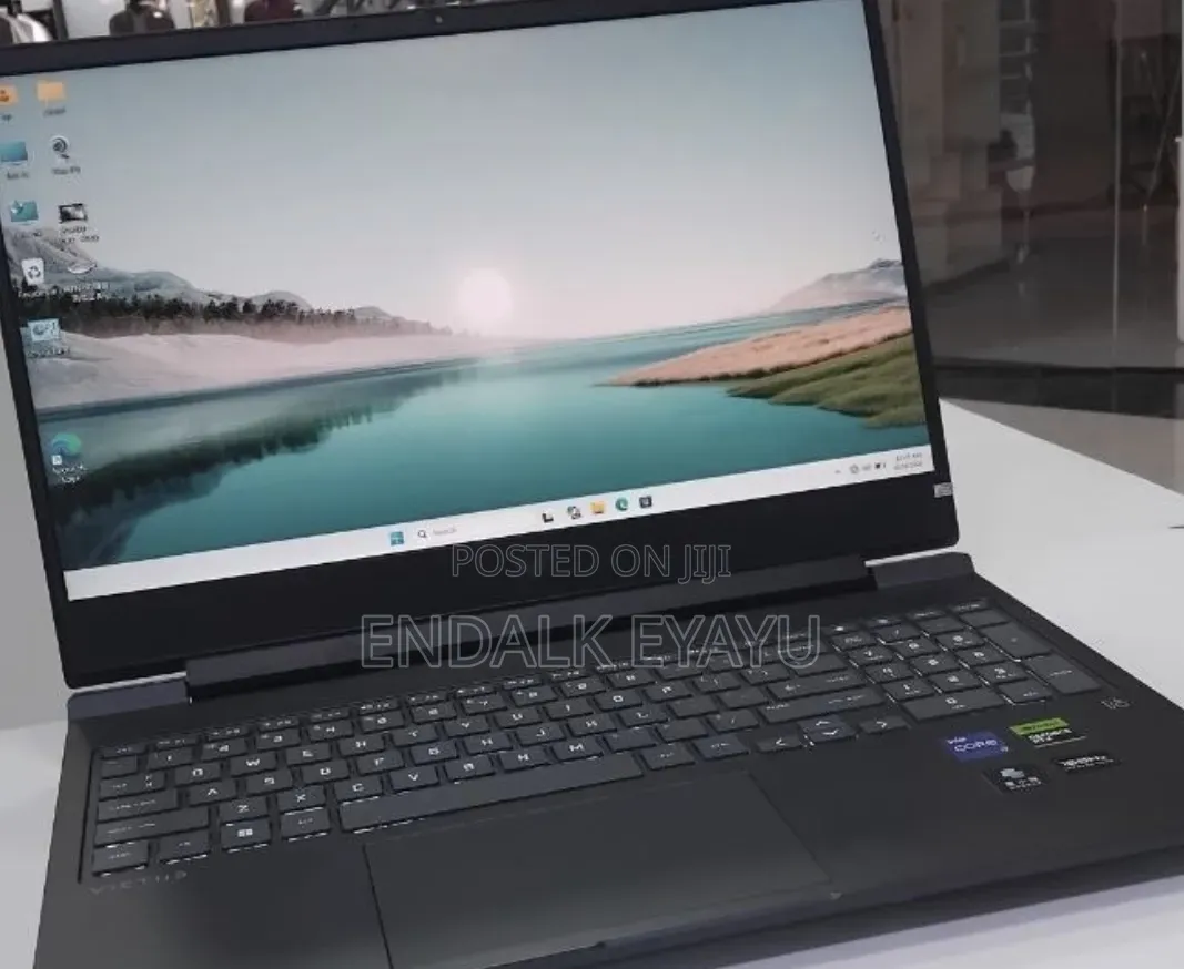 New Laptop HP Victus 16 16GB Intel Core i7 SSD 1T