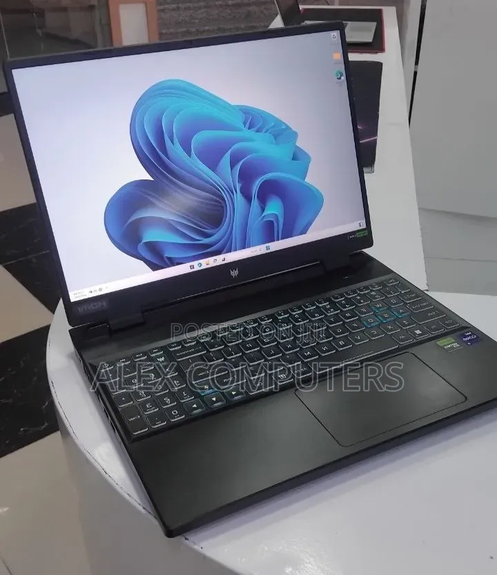 New Laptop Acer Predator Helios Neo 16 16GB Intel Core i9 SSD 1T
