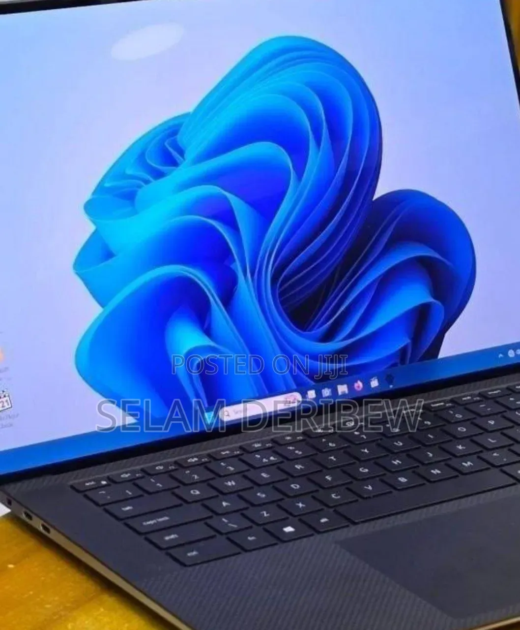 New Laptop Dell Precision 5560 16GB Intel Core i9 SSD 512GB
