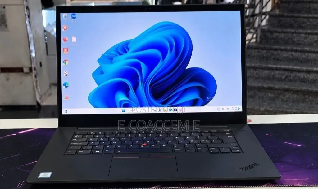 New Laptop Lenovo 16GB Intel Core i7 SSD 512GB