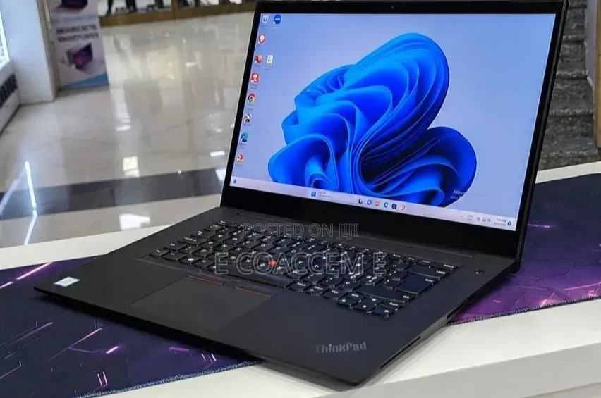 New Laptop Lenovo 16GB Intel Core i7 SSD 512GB