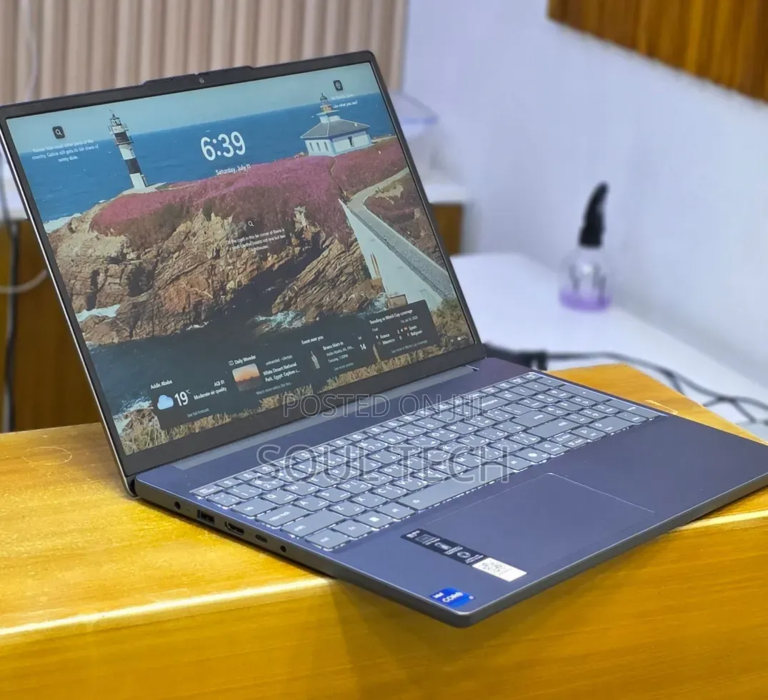 New Laptop Lenovo Ideapad 3 16GB Intel Core i7 SSD 512GB