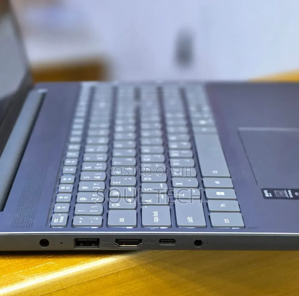 New Laptop Lenovo Ideapad 3 16GB Intel Core i7 SSD 512GB