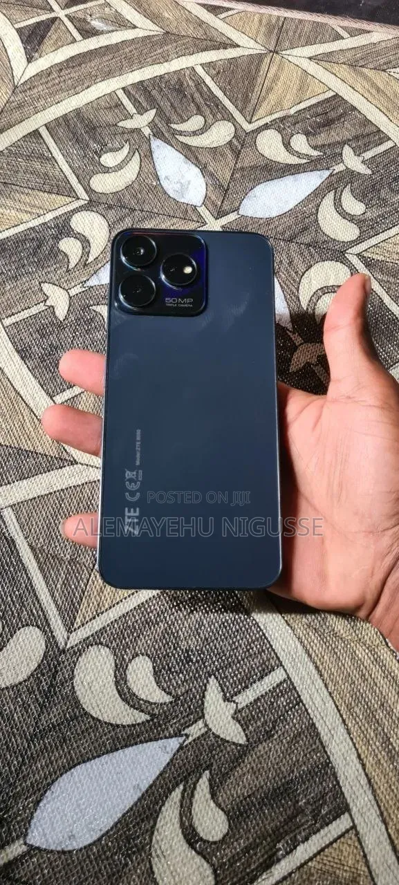 ZTE Blade V 4 GB