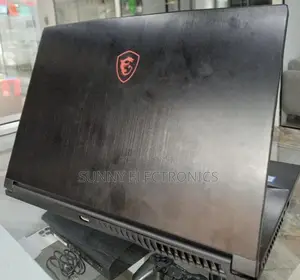 New Laptop MSI Katana 15 8GB Intel Core i7 HDD+SSD 1T