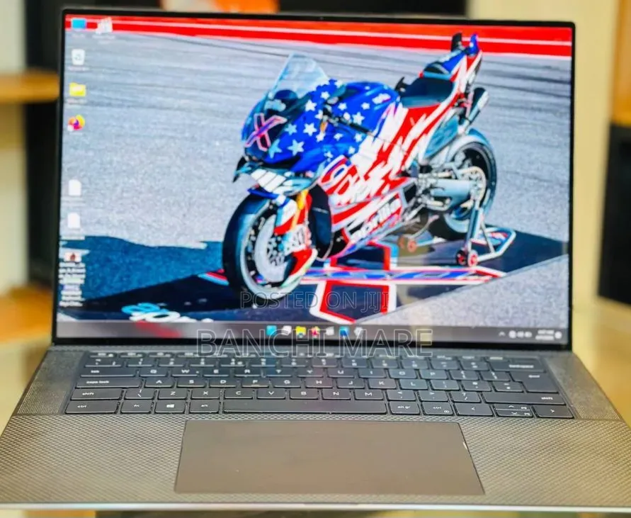New Laptop Dell Precision 5560 16GB Intel Core i7 SSD 512GB