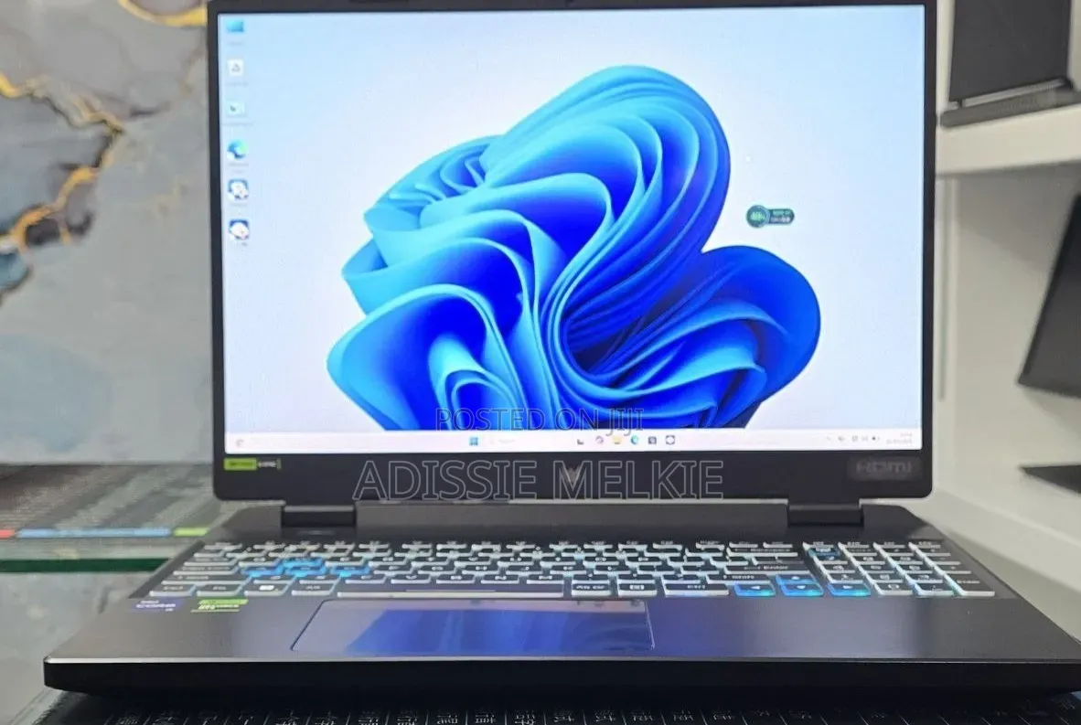 New Laptop Acer Predator Helios 300 16GB Intel Core i9 SSD 1T