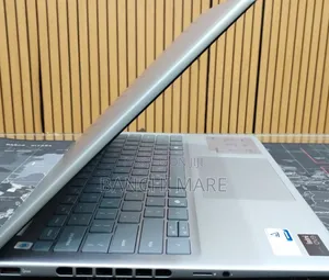 New Laptop Dell Inspiron 14 Plus 7440 16GB Intel Core Ultra 7 SSD 512GB