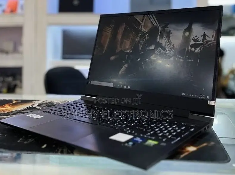 New Laptop HP Victus 16 16GB Intel Core i7 SSD 512GB